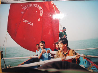 Bangladesh Border: Rowing & Sailing Expedition (2005)