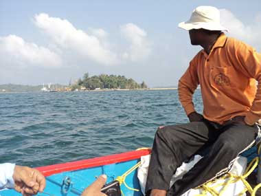 Lakshadweep Expedition: Rowing and Wind-sailing (Friendship 1994)